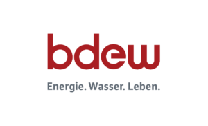 Rotes BDEW-Logo mit dem Slogan "Energie. Wasser. Leben." in Grau auf hellem Hintergrund.